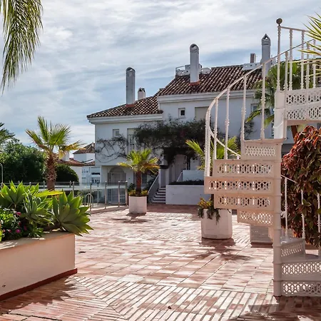 아파트 3 Bdrm Stylish W Pool In Puerto Banus *